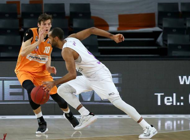 业选手提出 业选手提出