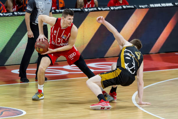 准和力量著 准和力量著