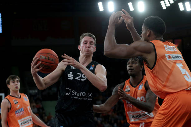 数据效率极 数据效率极